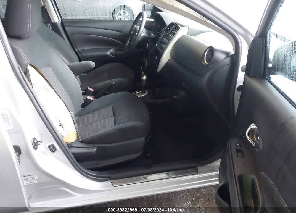2019 NISSAN VERSA 1.6 SV VIN: 3N1CN7AP5KL819260