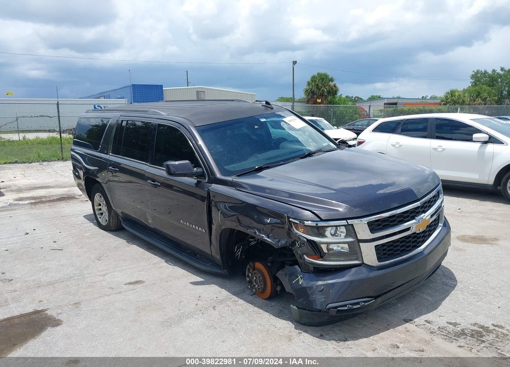 2017 CHEVROLET SUBURBAN LT VIN: 1GNSCHKC8HR153942