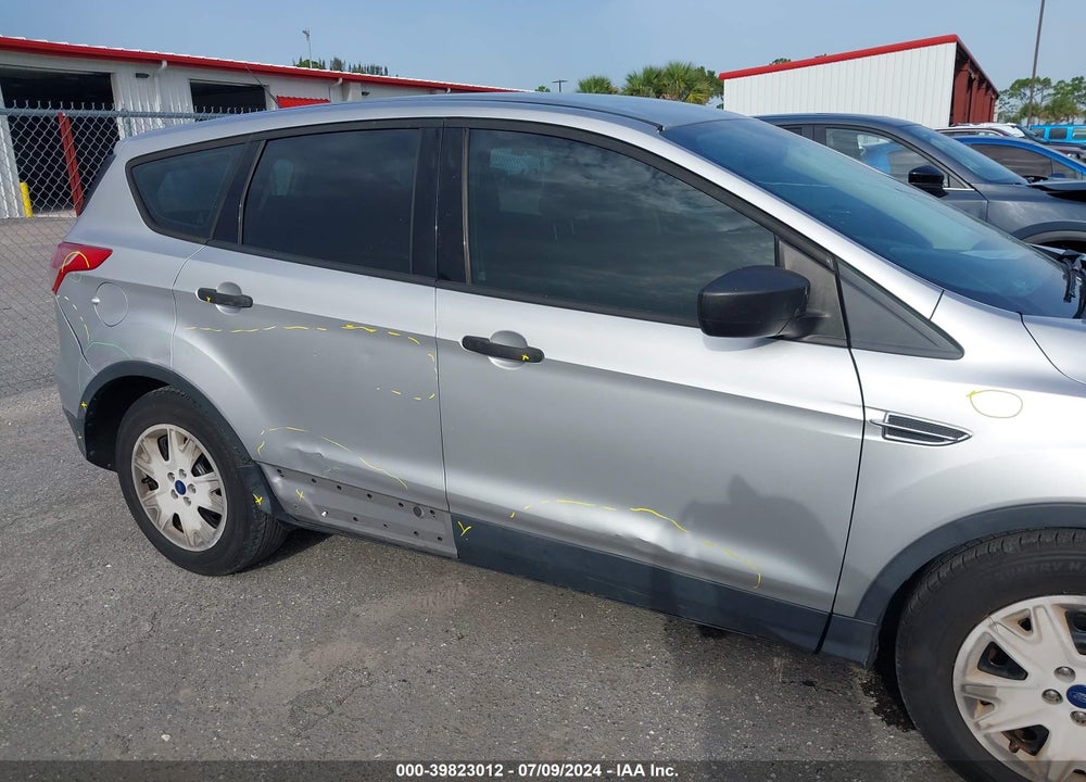 2015 FORD ESCAPE S VIN: 1FMCU0F72FUA87726