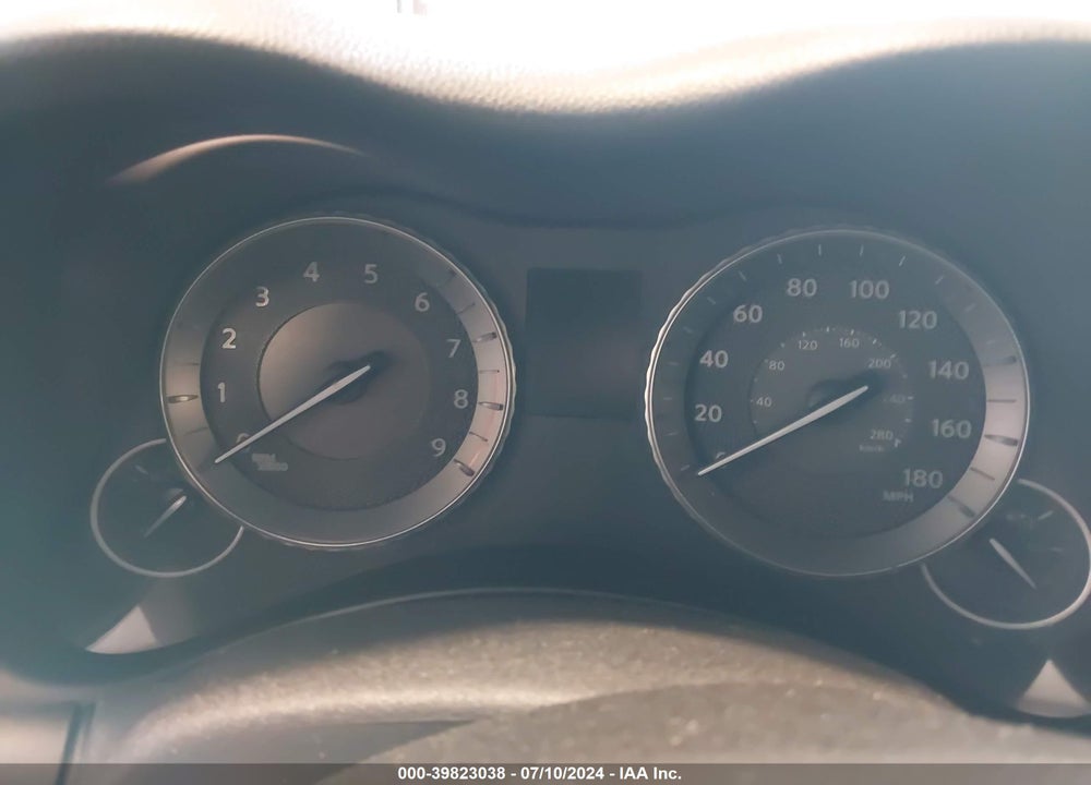 2015 INFINITI Q70 3.7X VIN: JN1BY1AR0FM560318