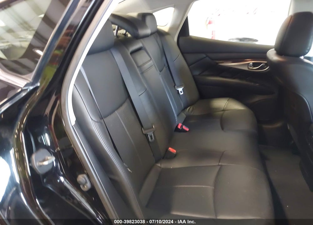 2015 INFINITI Q70 3.7X VIN: JN1BY1AR0FM560318