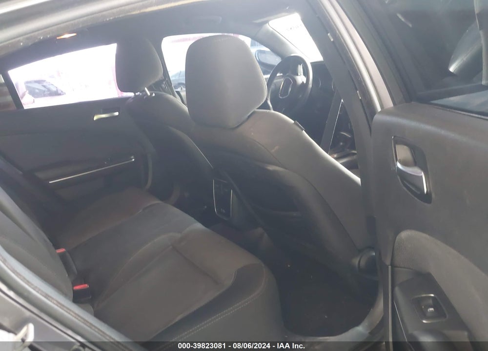 2018 DODGE CHARGER SXT RWD VIN: 2C3CDXBG4JH173767