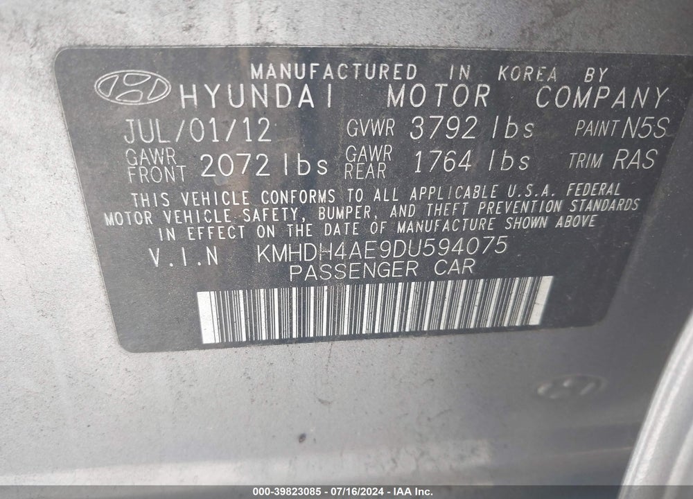 2013 HYUNDAI ELANTRA LIMITED VIN: KMHDH4AE9DU594075