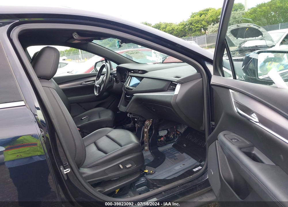 2022 CADILLAC XT5 FWD LUXURY VIN: 1GYKNAR46NZ105113