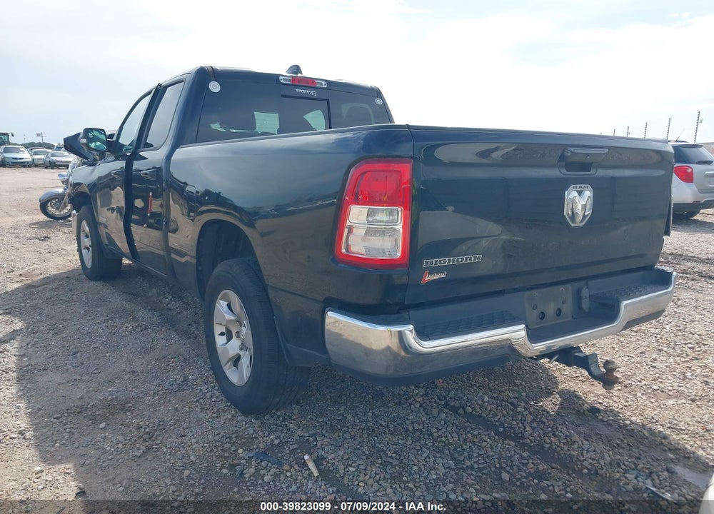 2021 RAM 1500 BIG HORN QUAD CAB 4X2 6'4 BOX VIN: 1C6RREBG7MN530356