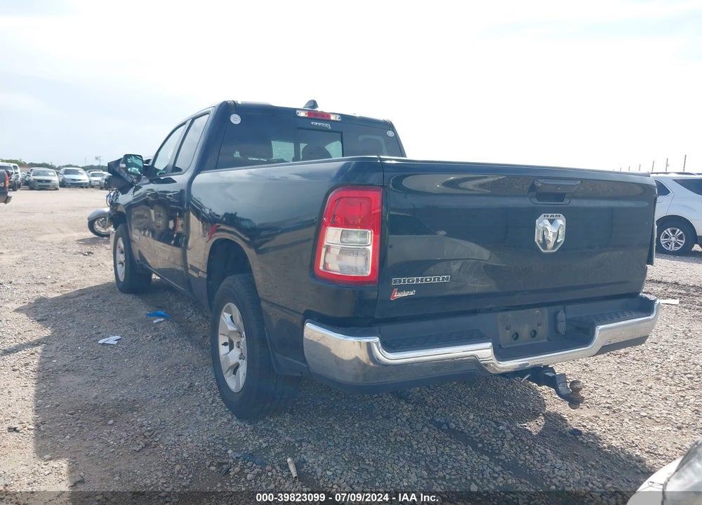 2021 RAM 1500 BIG HORN QUAD CAB 4X2 6'4 BOX VIN: 1C6RREBG7MN530356
