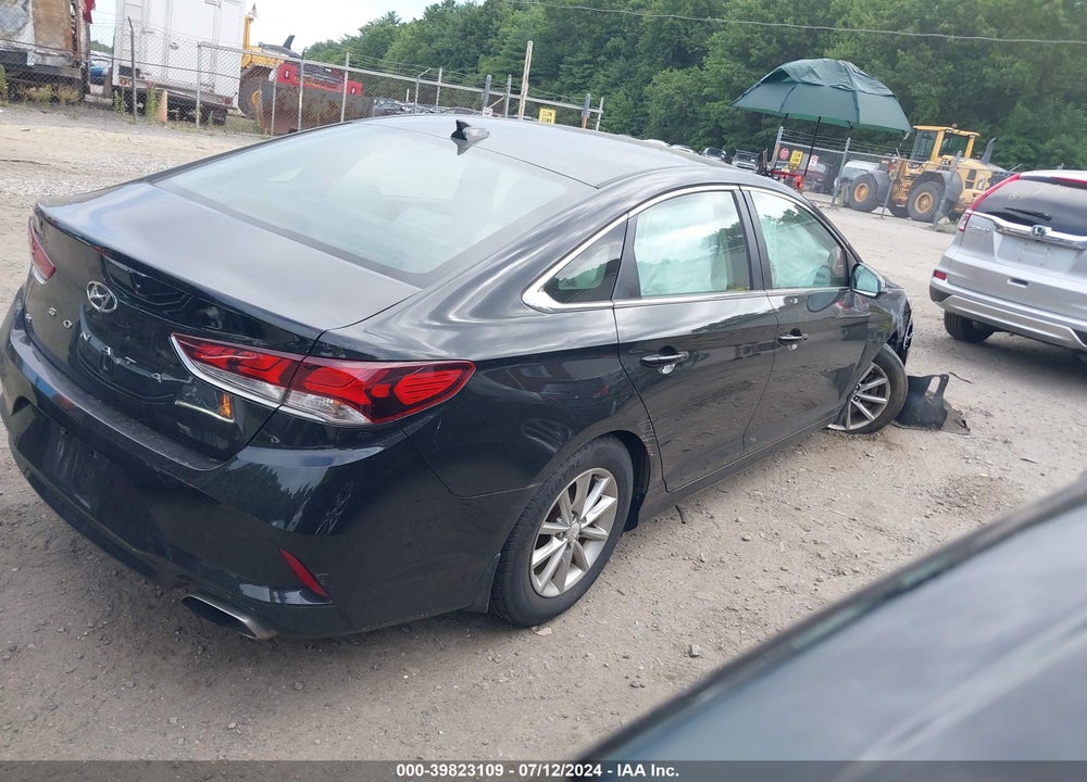 2019 HYUNDAI SONATA VIN: 5NPE24AFXKH811997