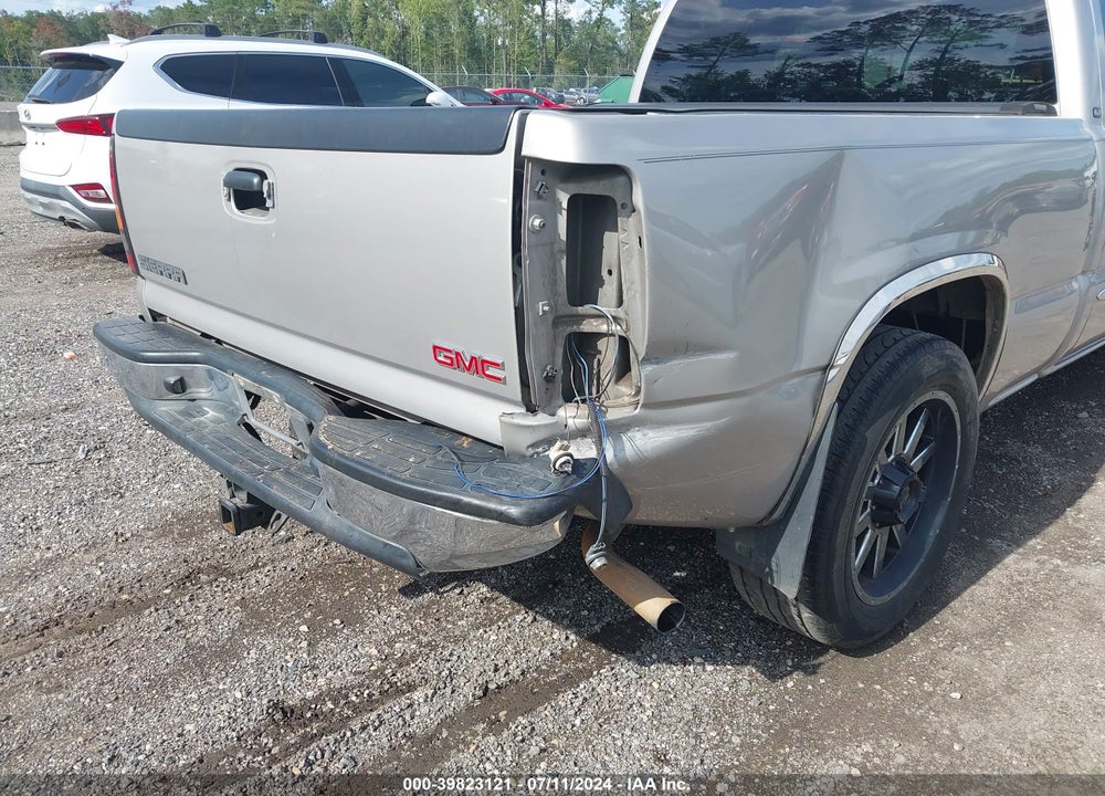 2005 GMC SIERRA 1500 SLE VIN: 2GTEC19T151107067
