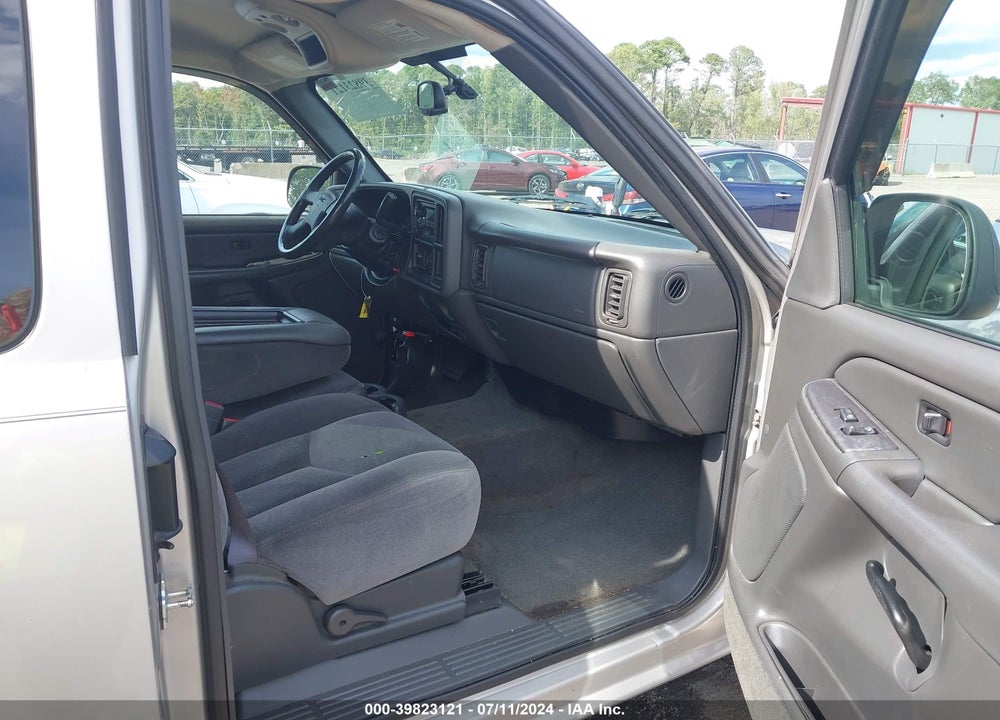 2005 GMC SIERRA 1500 SLE VIN: 2GTEC19T151107067