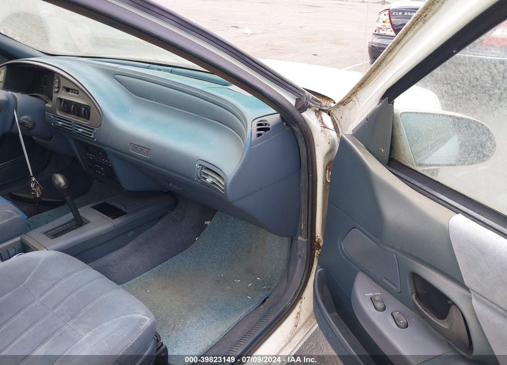 1992 FORD TAURUS GL VIN: 1FACP52USNA197423