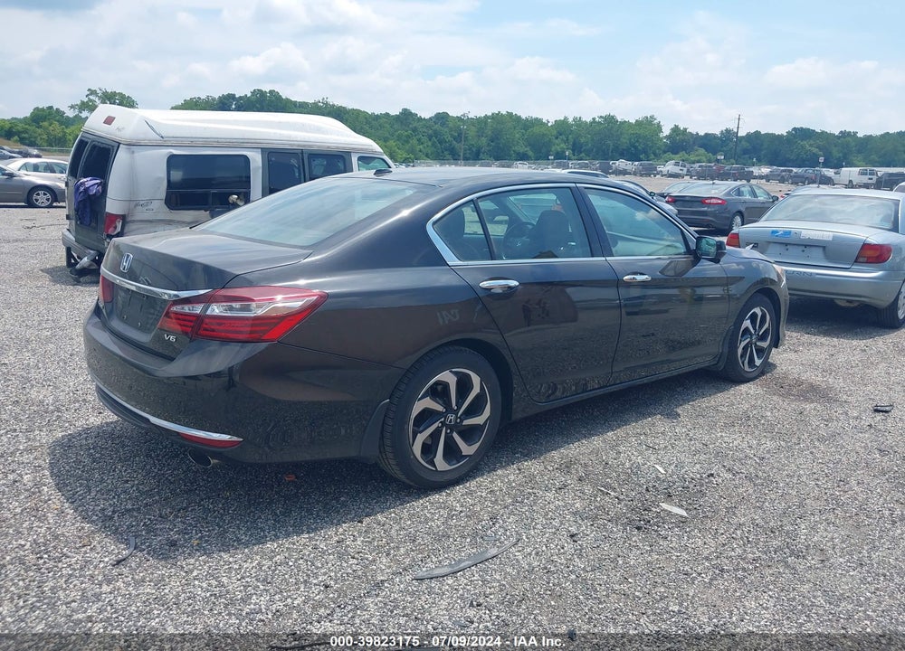 2017 HONDA ACCORD EX-L V6 VIN: 1HGCR3F88HA001924