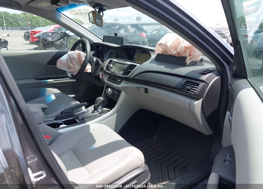 2013 HONDA ACCORD EX-L VIN: 1HGCR2F82DA114918