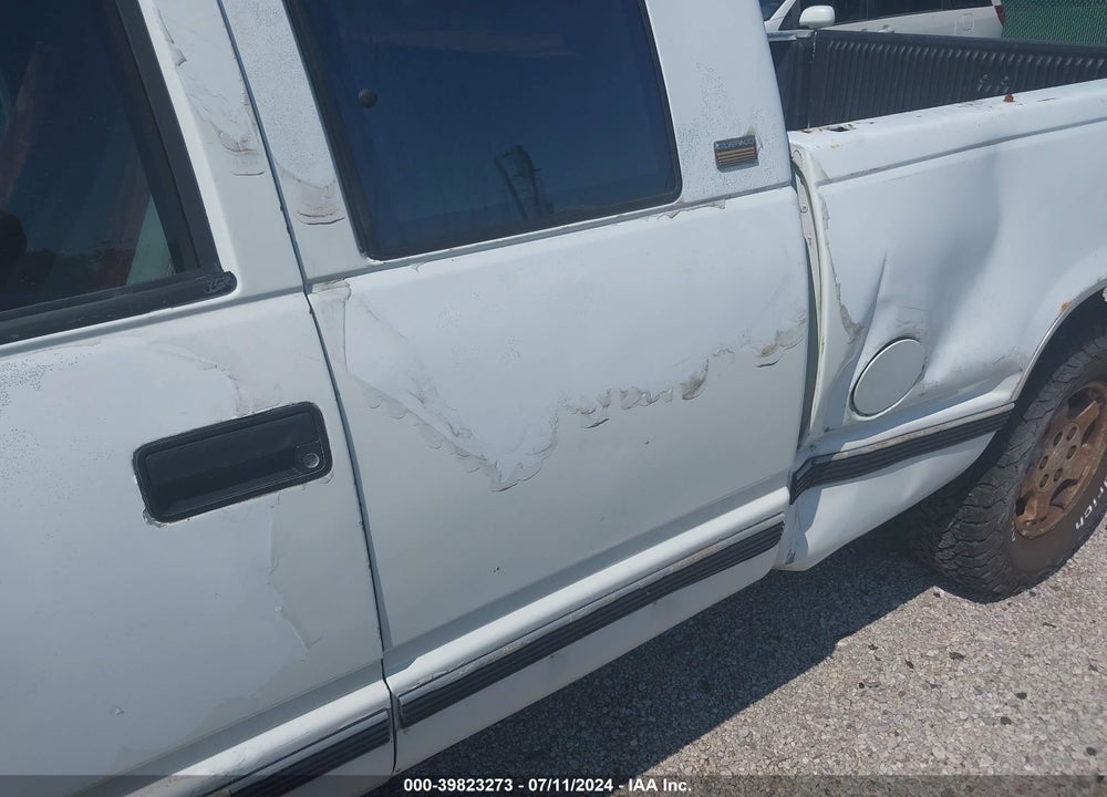1993 CHEVROLET GMT-400 K1500 VIN: 2GCEK19K2P1238666
