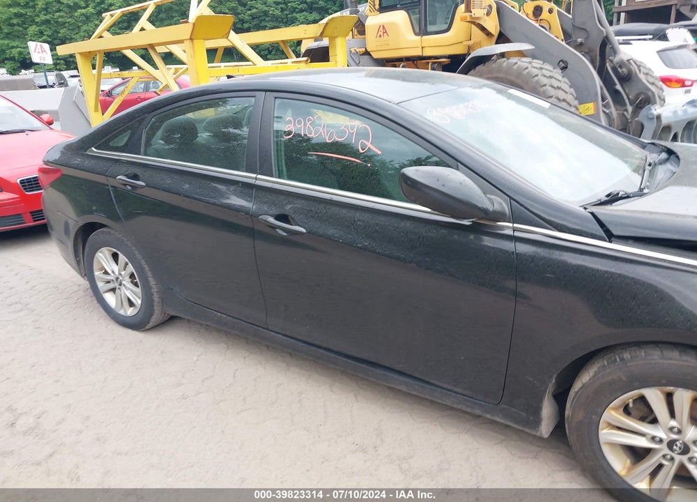 2013 HYUNDAI SONATA GLS VIN: 5NPEB4AC5DH778769