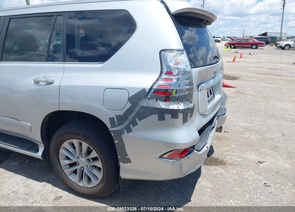 2015 LEXUS 460 VIN: JTJBM7FX9F5102285