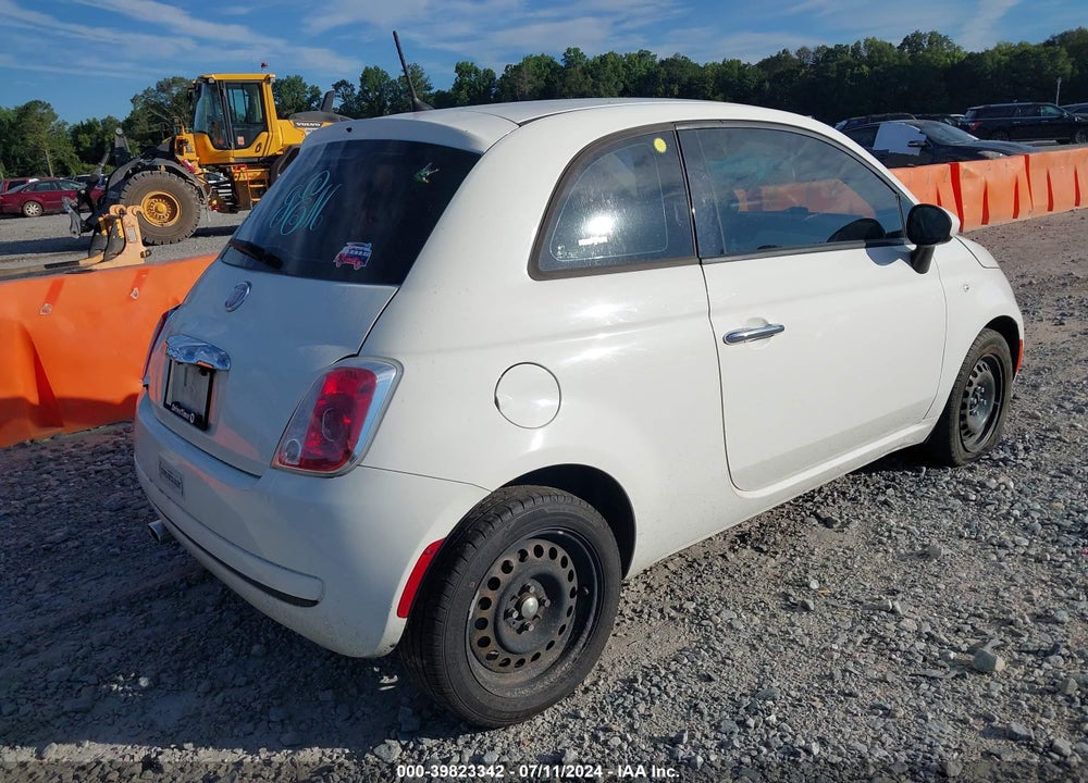 2015 FIAT 500 POP VIN: 3C3CFFARXFT502588