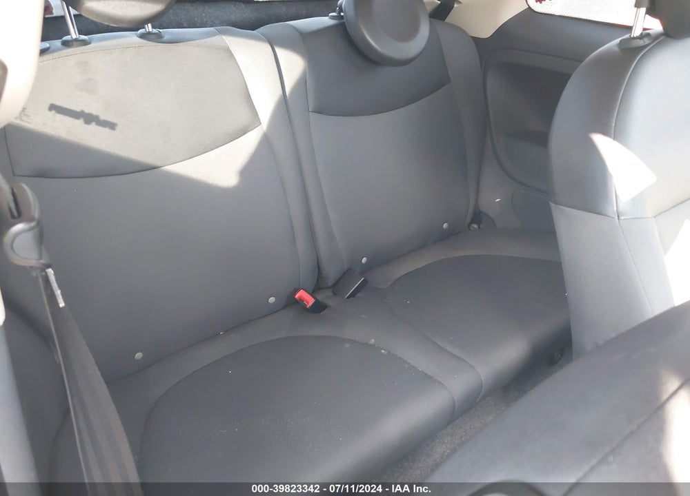 2015 FIAT 500 POP VIN: 3C3CFFARXFT502588