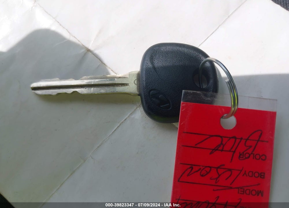 2011 HYUNDAI TUCSON GLS VIN: KM8JU3AC0BU142892