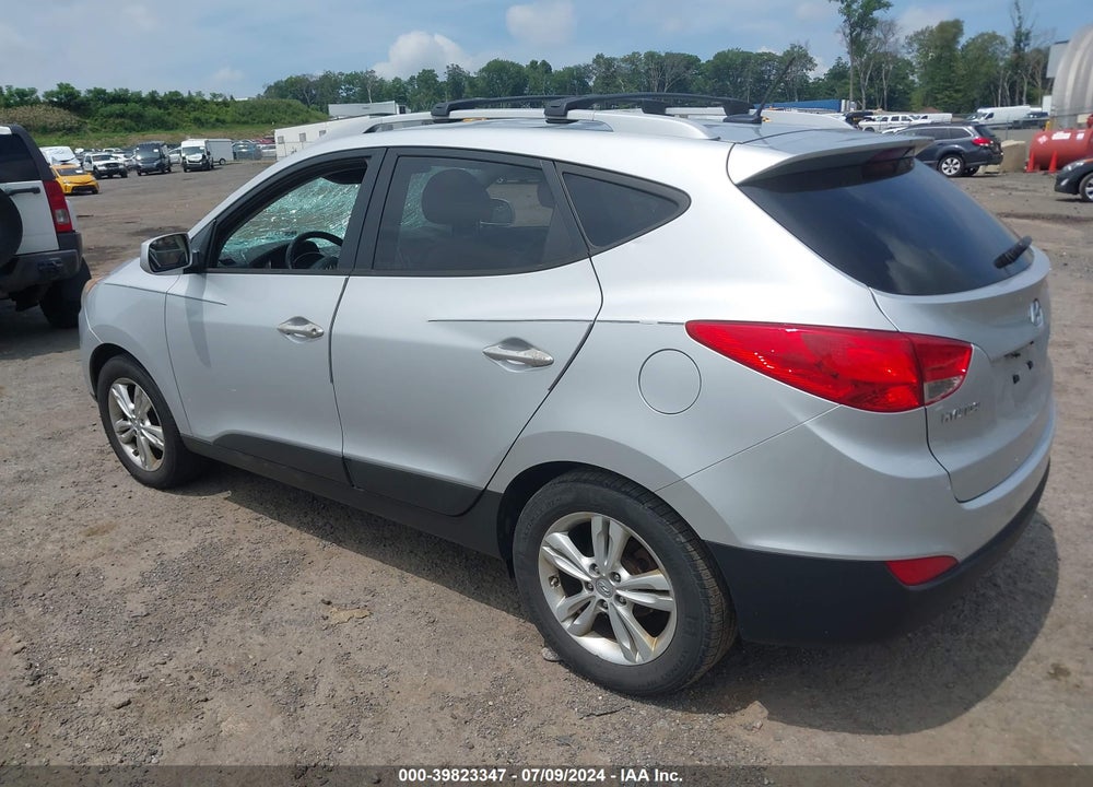 2011 HYUNDAI TUCSON GLS VIN: KM8JU3AC0BU142892