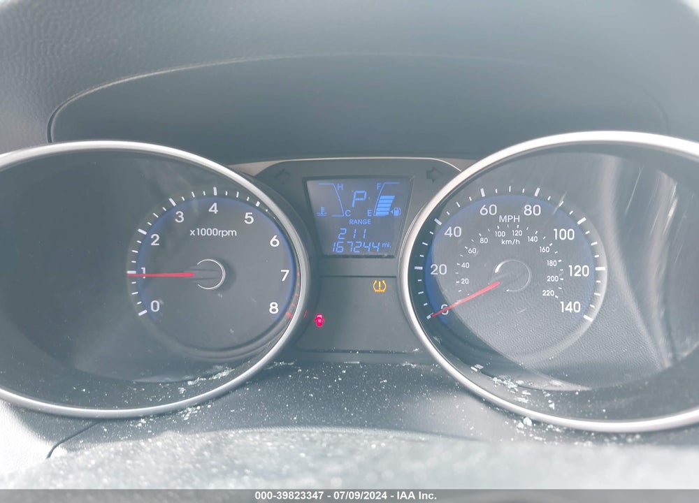 2011 HYUNDAI TUCSON GLS VIN: KM8JU3AC0BU142892