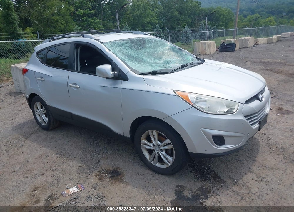 2011 HYUNDAI TUCSON GLS VIN: KM8JU3AC0BU142892