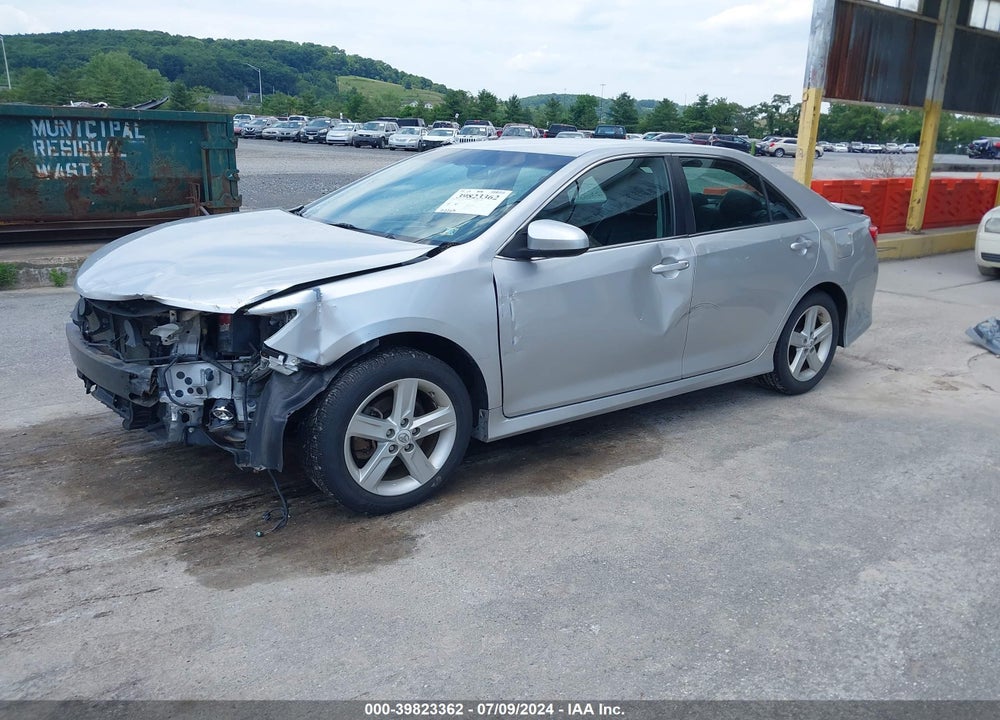 2013 TOYOTA CAMRY SE VIN: 4T1BF1FK7DU654221