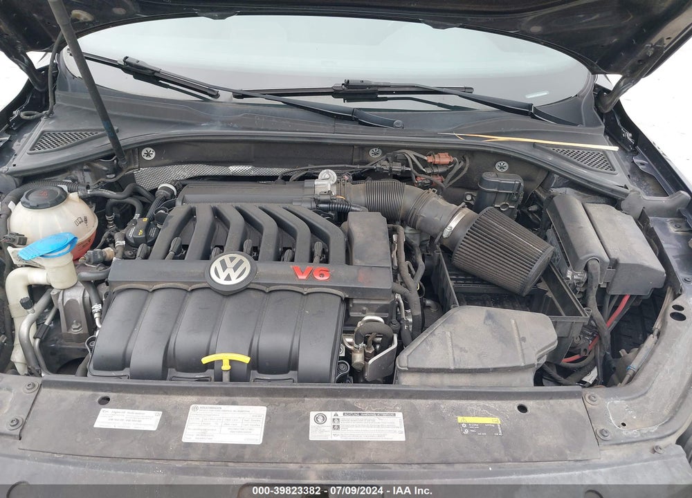 2018 VOLKSWAGEN PASSAT 3.6L V6 GT VIN: 1VWJM7A36JC028280