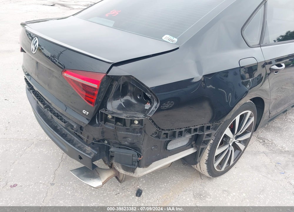 2018 VOLKSWAGEN PASSAT 3.6L V6 GT VIN: 1VWJM7A36JC028280