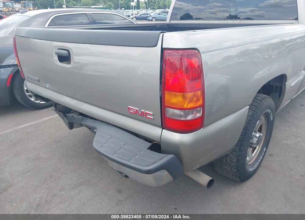 2001 GMC NEW SIERRA C1500 VIN: 2GTEC19V911321218