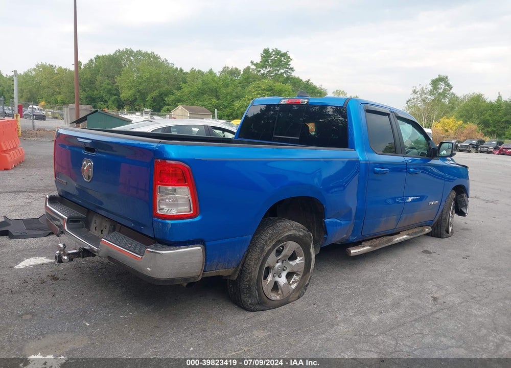 2021 RAM 1500 BIG HORN QUAD CAB 4X2 6'4 BOX VIN: 1C6RREBG7MN625340