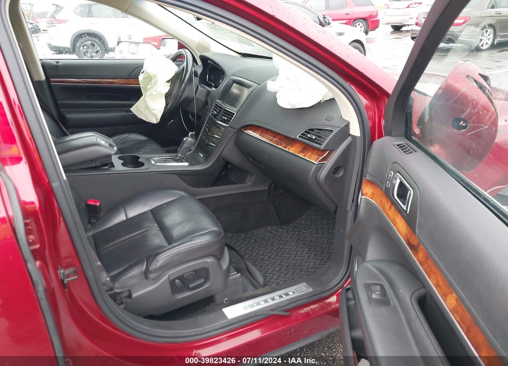 2014 LINCOLN MKT VIN: 2LMHJ5FK6EBL50177