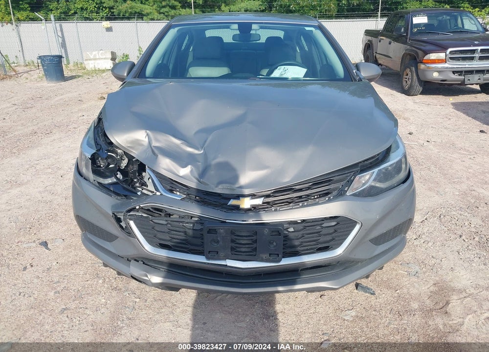 2018 CHEVROLET CRUZE LT AUTO VIN: 1G1BE5SM2J7136770