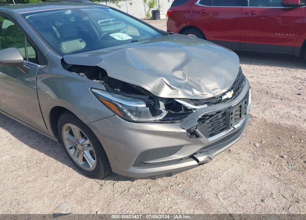 2018 CHEVROLET CRUZE LT AUTO VIN: 1G1BE5SM2J7136770