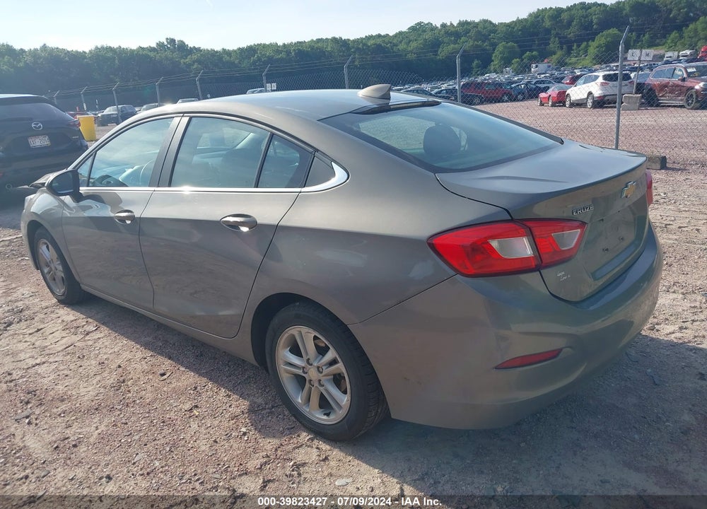 2018 CHEVROLET CRUZE LT AUTO VIN: 1G1BE5SM2J7136770