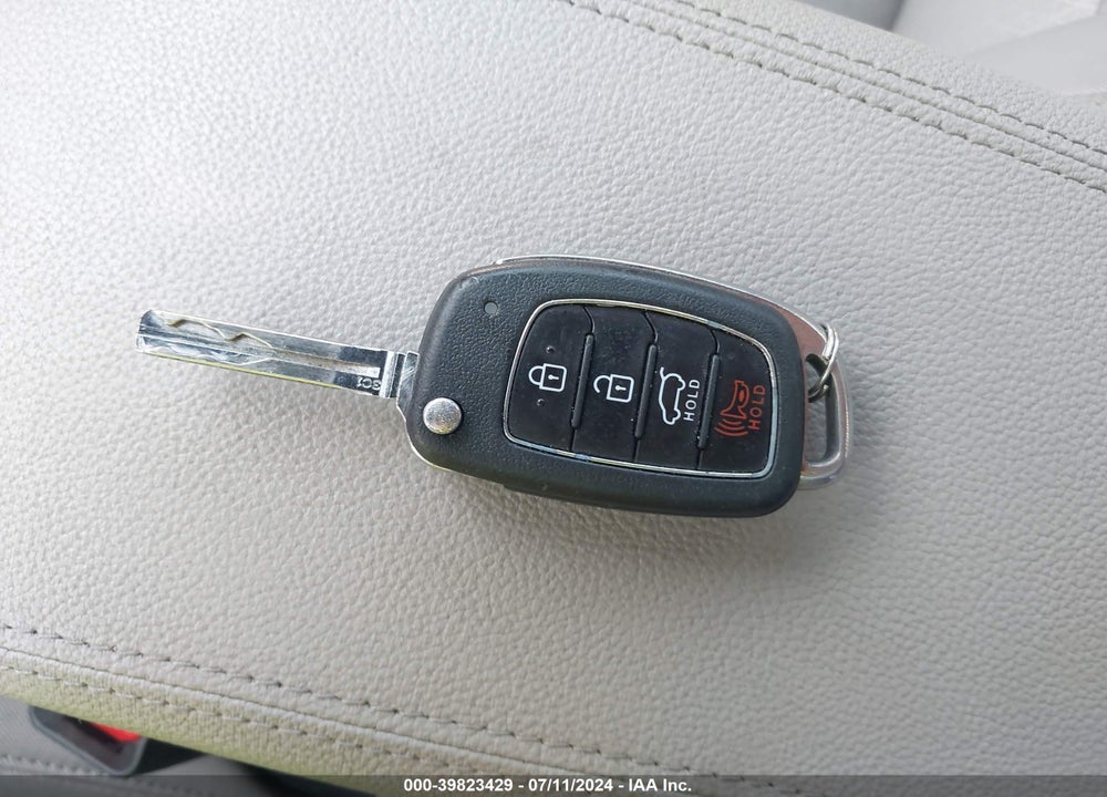 2018 HYUNDAI TUCSON SEL VIN: KM8J3CA40JU766895