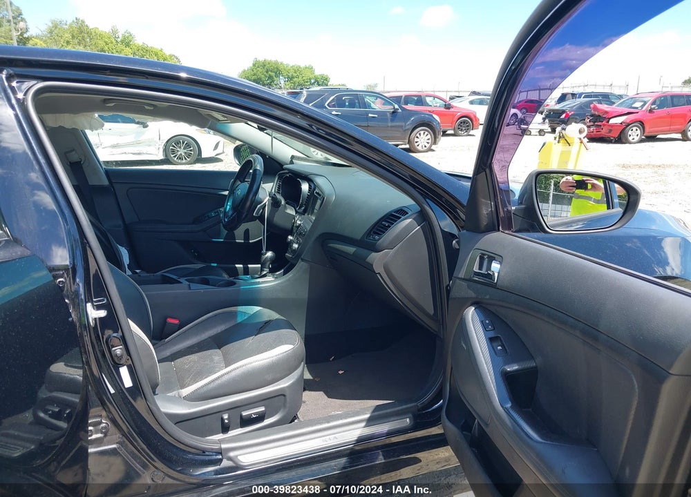 2012 KIA OPTIMA SX VIN: 5XXGR4A60CG052875