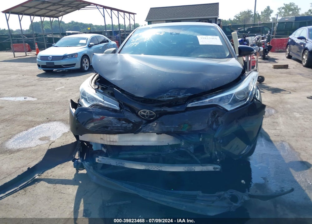 2018 TOYOTA C-HR XLE PREMIUM VIN: NMTKHMBX9JR025561