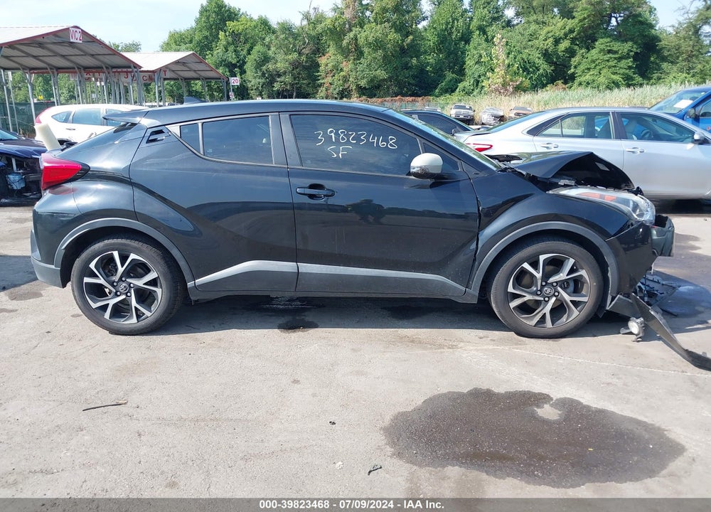 2018 TOYOTA C-HR XLE PREMIUM VIN: NMTKHMBX9JR025561