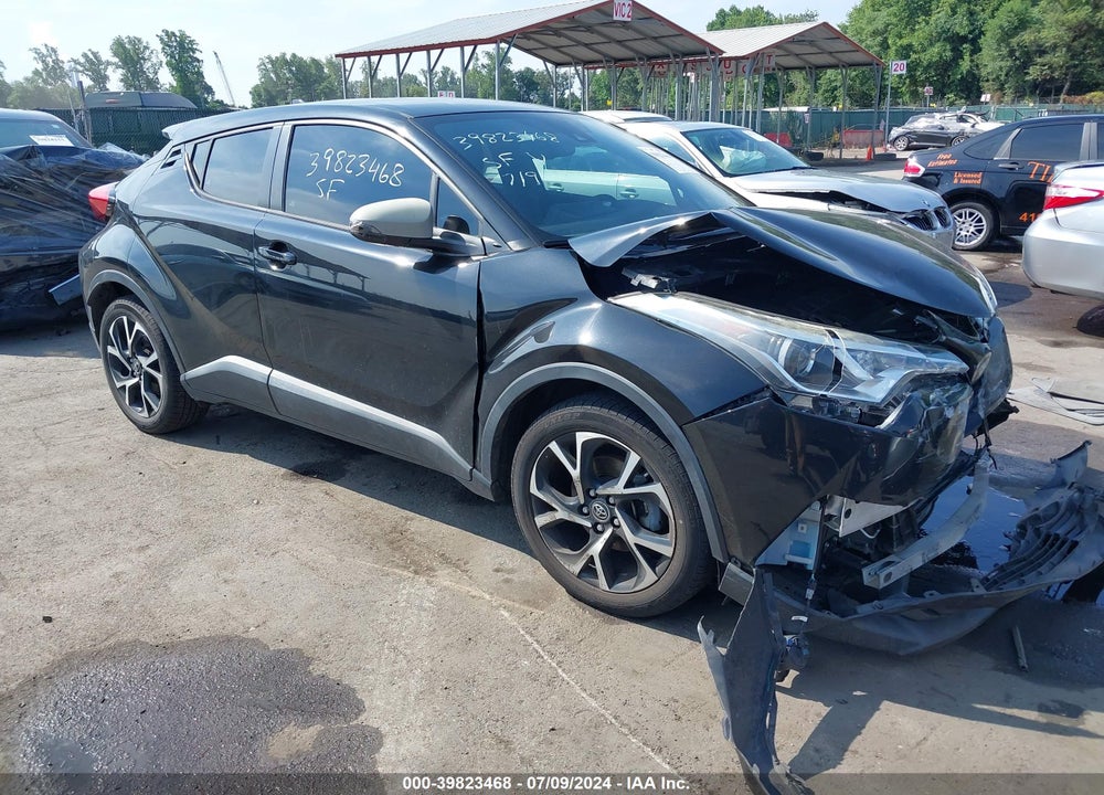 2018 TOYOTA C-HR XLE PREMIUM VIN: NMTKHMBX9JR025561