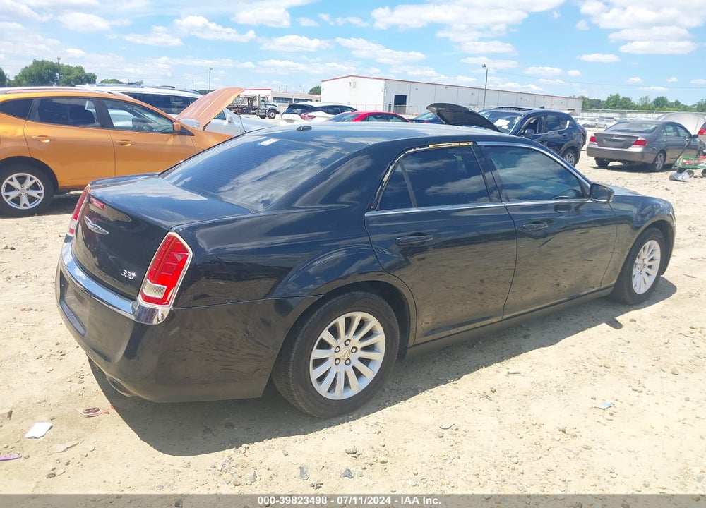 2014 CHRYSLER 300 VIN: 2C3CCAAG5EH206881