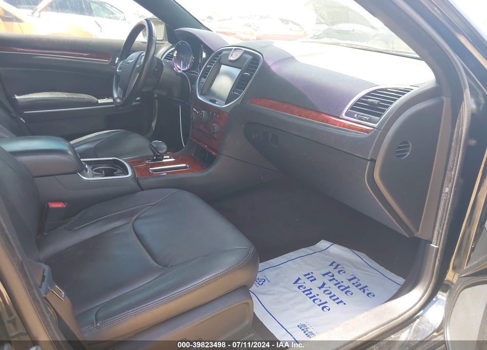2014 CHRYSLER 300 VIN: 2C3CCAAG5EH206881