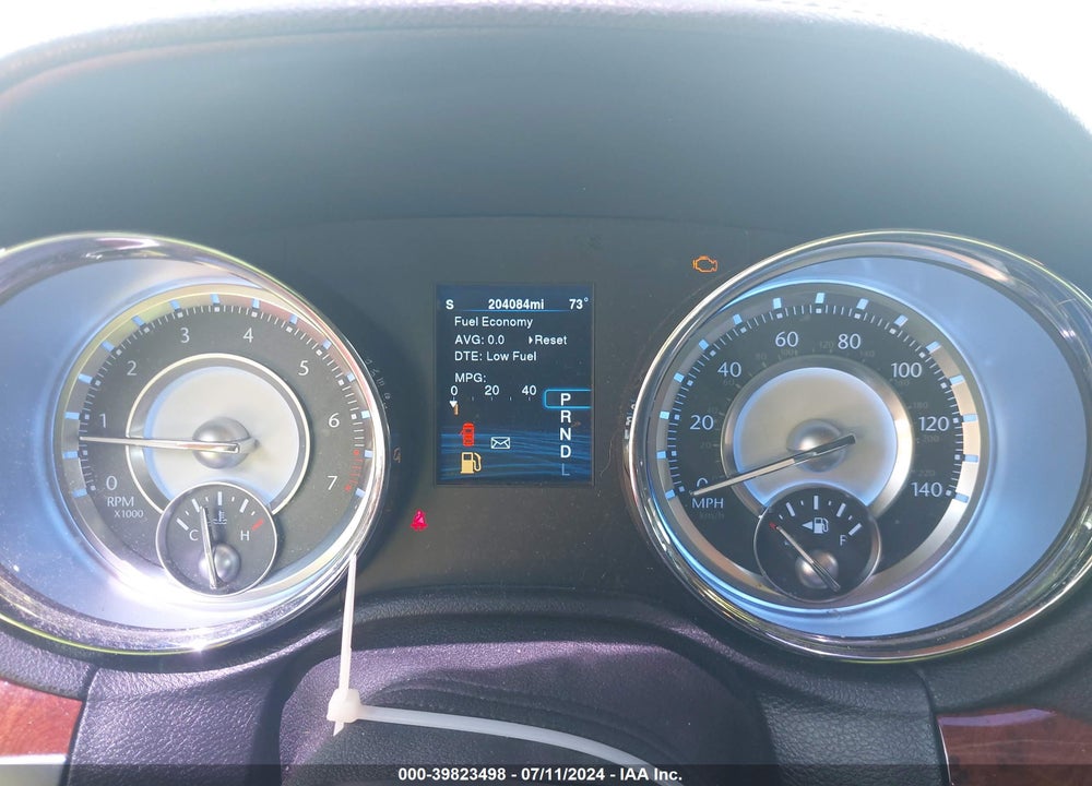 2014 CHRYSLER 300 VIN: 2C3CCAAG5EH206881