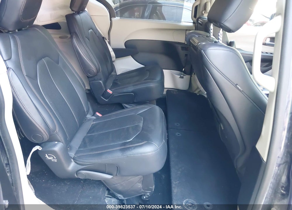2018 CHRYSLER PACIFICA TOURING L PLUS VIN: 2C4RC1EG2JR139029