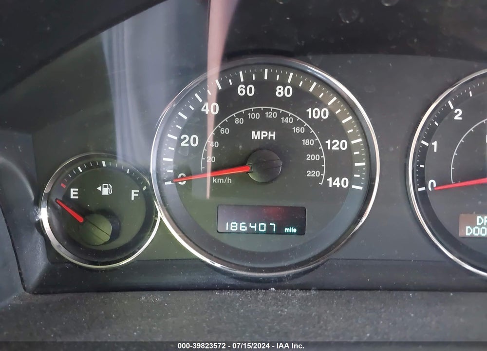 2006 JEEP COMMANDER VIN: 1J8HG48K56C188414