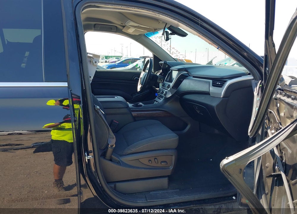 2015 GMC YUKON SLE VIN: 1GKS2AKCXFR541386