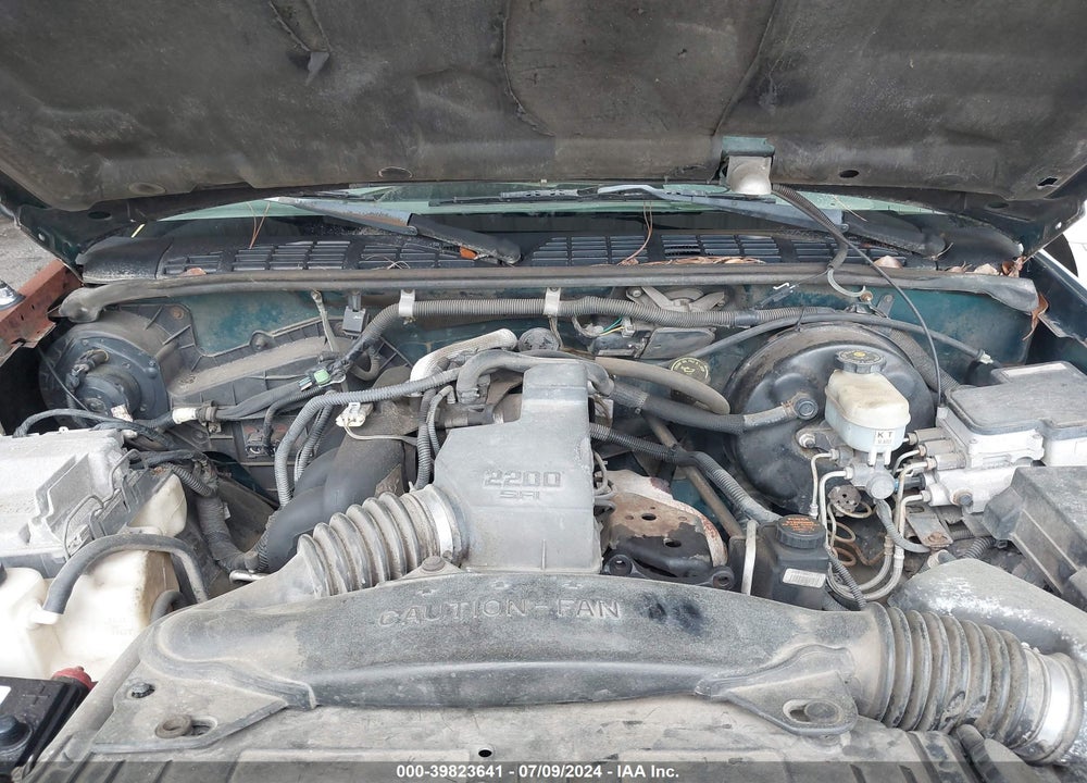 1998 CHEVROLET S-10 FLEETSIDE VIN: 1GCCS1441W8165690