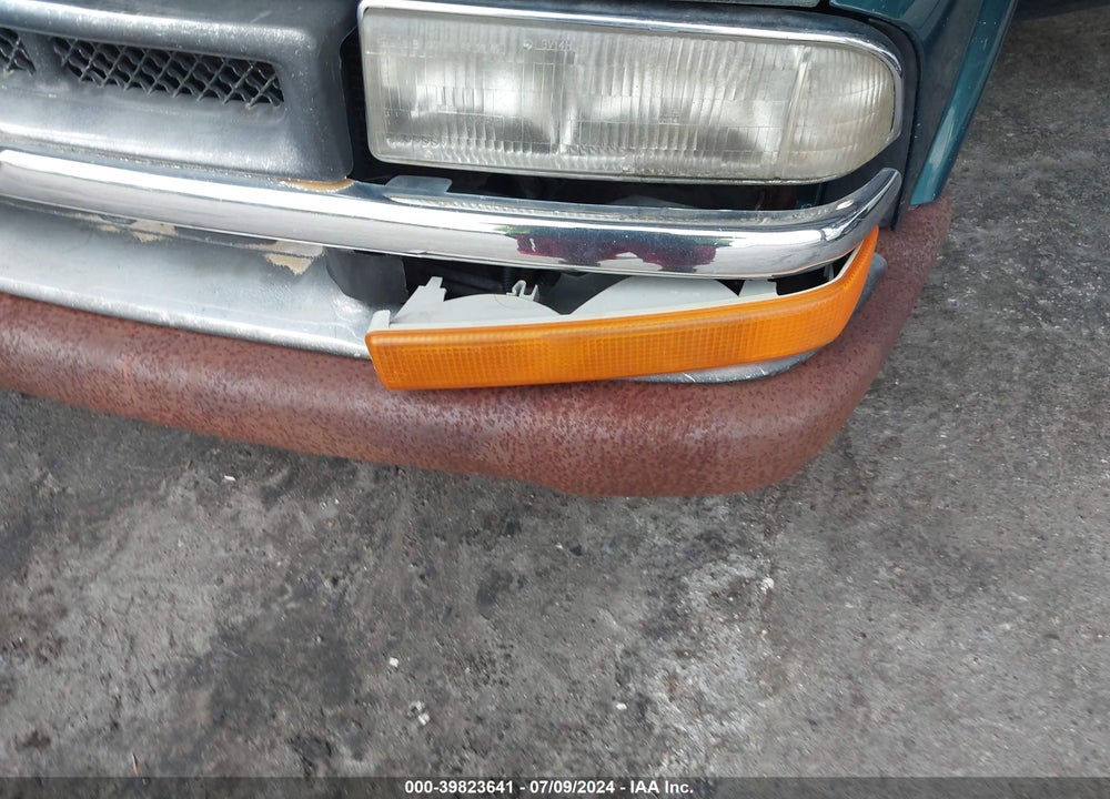 1998 CHEVROLET S-10 FLEETSIDE VIN: 1GCCS1441W8165690