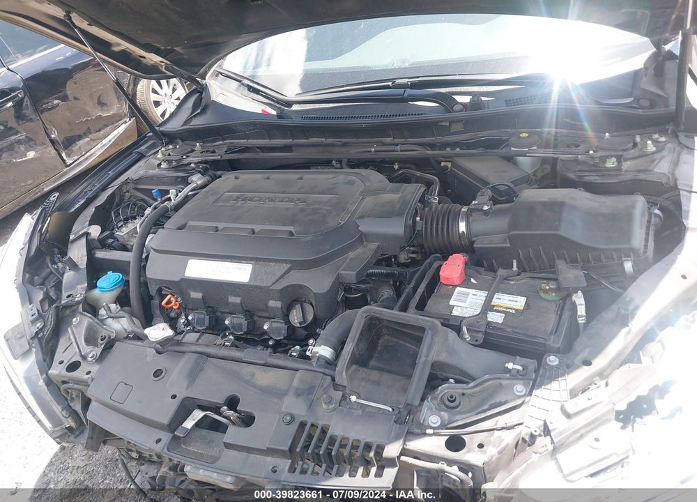 2017 HONDA ACCORD TOURING V6 VIN: 1HGCR3F97HA004614