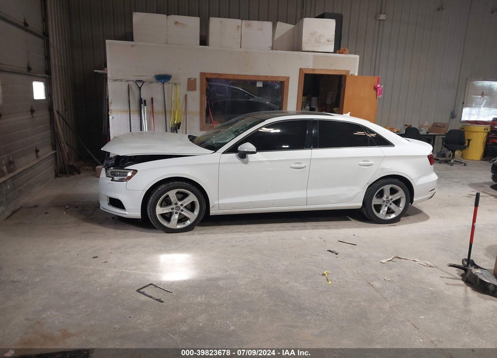 2017 AUDI A3 2.0T PREMIUM VIN: WAUB8GFF0H1016188