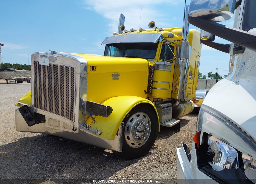 2000 PETERBILT 379 VIN: 1XP5DB9X6YD504464